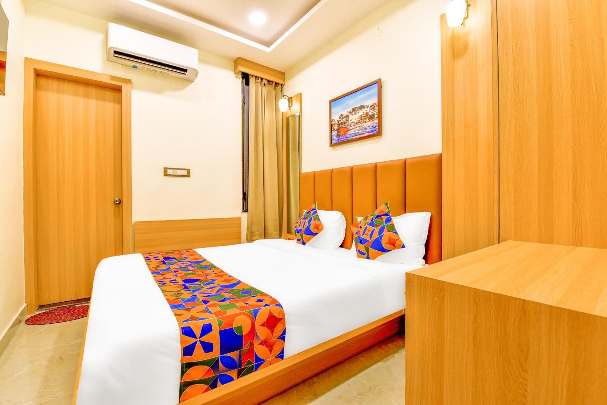 Hotel Fabexpress Mewar Shine Udaipur Exterior foto
