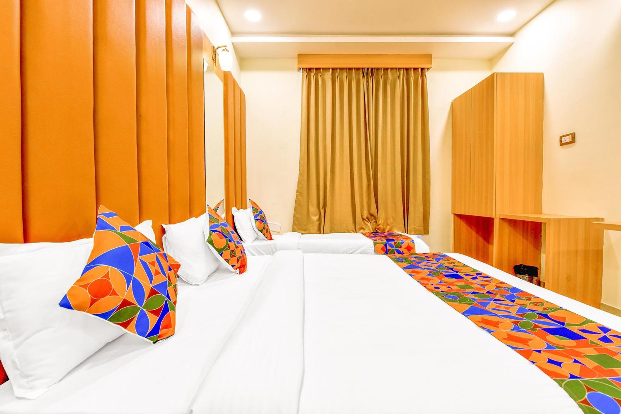 Hotel Fabexpress Mewar Shine Udaipur Exterior foto